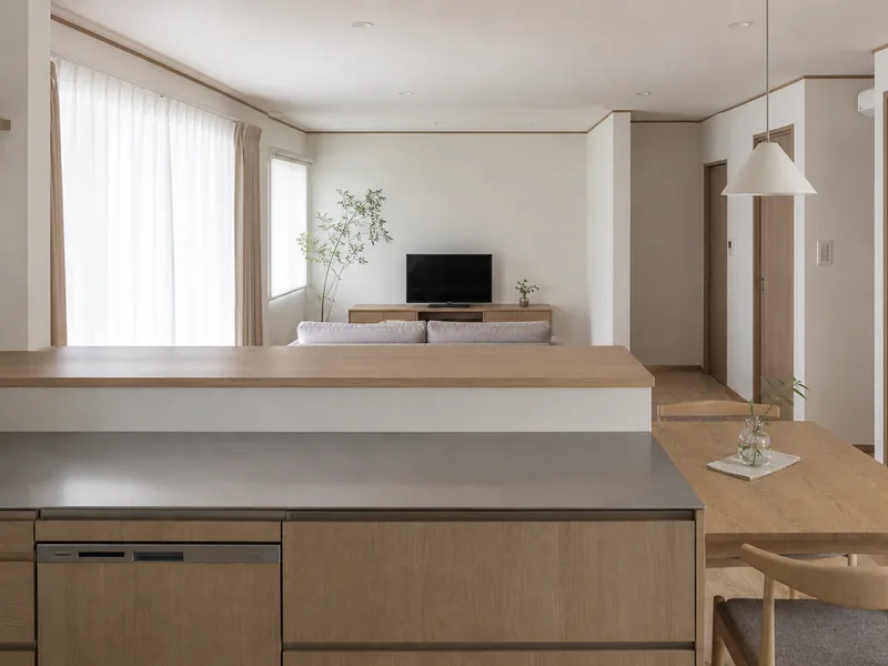 早良区・戸建てのキッチンとリビングの改装事例